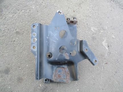 Кронштейн бачка гидроусилителя Scania