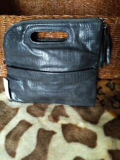 Функциональный новый серый клатч