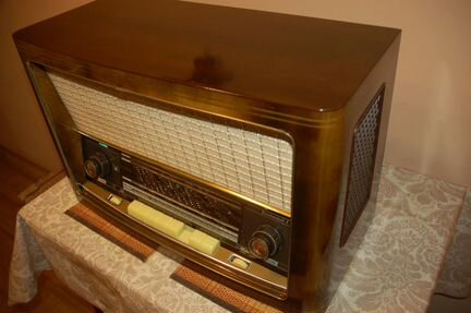 Ламповый приемник Saba Freundenstad 8