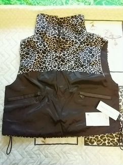 Костюм женский. Новый. tina peters. Канада