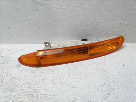 Повторитель в бампер передний правый Volkswagen