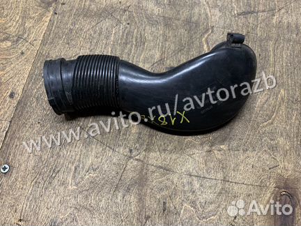 Патрубок воздушный на двс X18XE1 на Opel Astra G