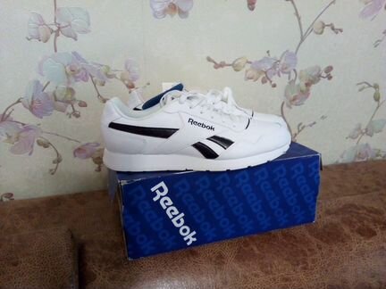 Кроссовки reebok новые 43