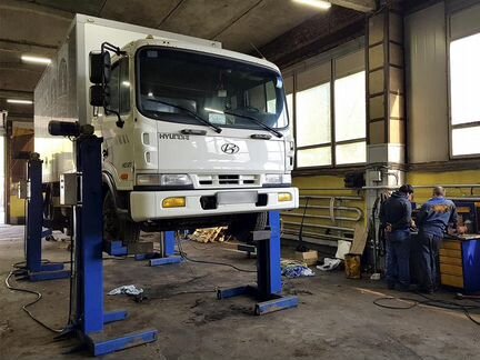 Автомеханик по ремонту грузовых автомобилей