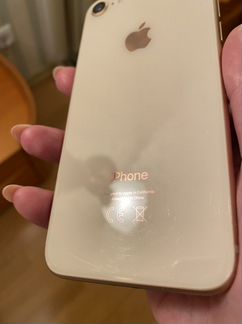 Телефон iPhone 8 64gb