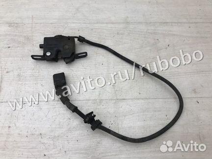 Замок капота Audi A8 D3 BHT 2005