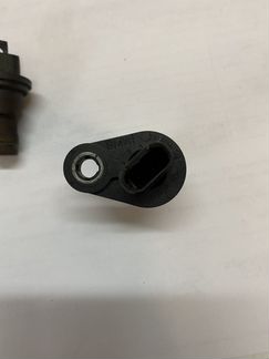 Датчик положения распредвала BMW 7525014