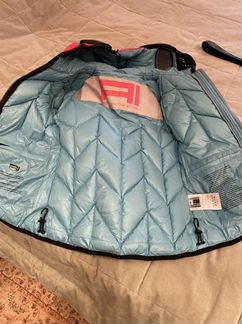 Красивая куртка для зимы и катания на лыжах