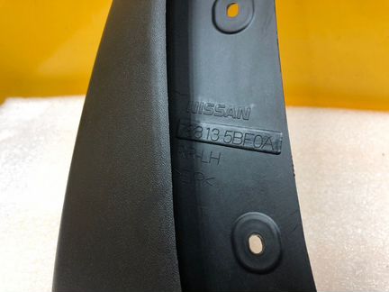 Брызговик задний левый Nissan Murano Z52 2014-2020