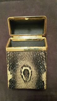 Портсигар из змеиной кожи