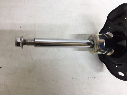 Стойка подвески передняя левая Toyota Rav4 40