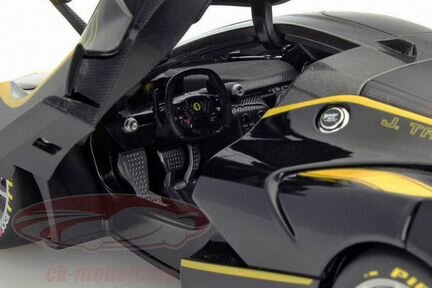 1/18 Bburago Signature Ferrari FXX K Black #44