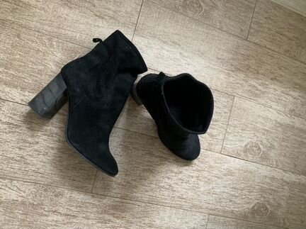 Ботильоны Reserved