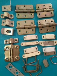 Мебельная фурнитура.Шайбы-заглушки коричневые