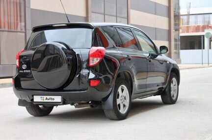 Toyota RAV4 2.0 AT, 2006, 222 000 км